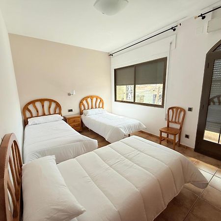 Hostal Castilla Mocejon Exterior photo